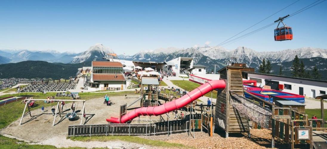 The Seefeld Retreat - Central Family Friendly Apartments - Mountain Views 蒂罗尔-泽费尔德 外观 照片